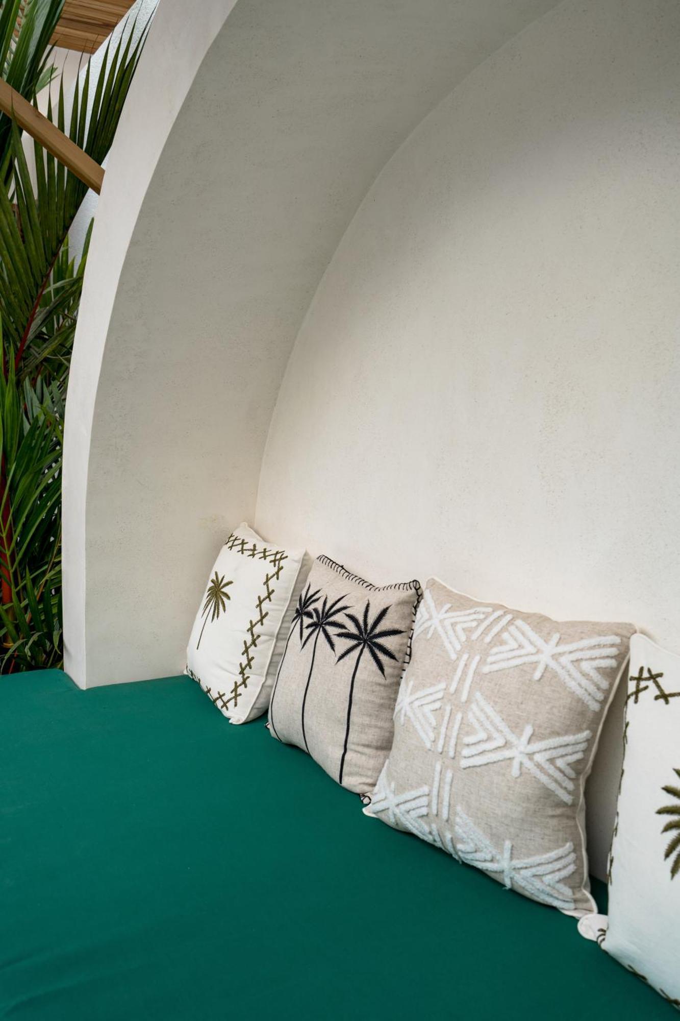 Villa Maria - Uluwatu By Yolla Hospitality Εξωτερικό φωτογραφία